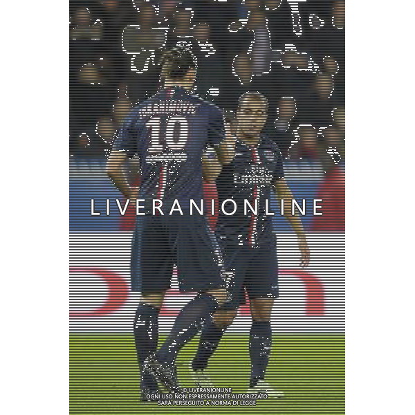 Zlatan Ibrahimovic / Lucas Moura - 29.11.2014 - Paris Saint Germain / Nice - 15eme journee de Ligue 1 Photo : Andre Ferreira / Icon Sport /Agenzia Aldo Liverani sas - ITALY ONLY - EDITORIAL USE ONLY