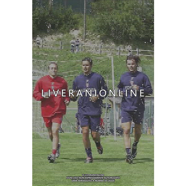 FOLGARIA 06 LUGLIO 2003 PRIMA AMICHEVOLE PERUGIA VIRTUS BASSANO NELLA FOTO: FABIO GROSSO E VRYZAS ZISIS SI SONO UNITI OGGI CON LA SQUADRA FOTO 1905/ROBERTO SETTONCE/ALDO LIVERANI