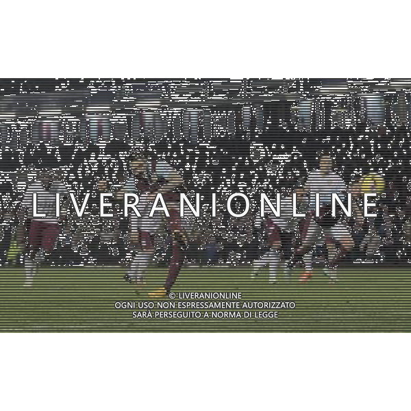 Burnley\'s Danny Ings scores his sides equalising goal from the penalty spot Photographer Rich Linley/CameraSport Football - Barclays Premiership - Burnley v Aston Villa - Saturday 29th November 2014 - Turf Moor - Burnley © CameraSport - 43 Linden Ave. Countesthorpe. Leicester. England. LE8 5PG - Tel: +44 (0) 116 277 4147 - admin@camerasport.com - www.camerasport.com AG ALDO LIVERANI SAS ONLY ITALY