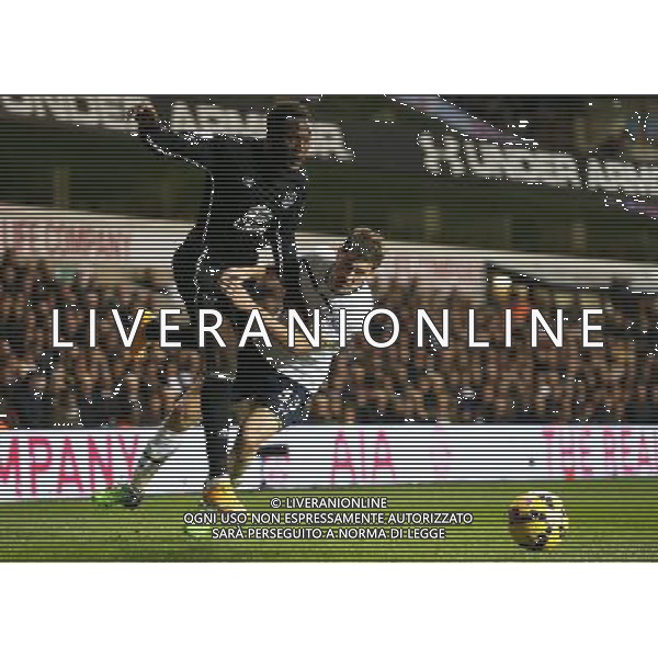 Everton\'s Romelu Lukaku gets brought down by Tottenham Hotspur\'s Ben Davies Photographer Kieran Galvin/CameraSport Football - Barclays Premiership - Tottenham Hotspur v Everton - Sunday 30th November 2014 - White Hart Lane - London © CameraSport - 43 Linden Ave. Countesthorpe. Leicester. England. LE8 5PG - Tel: +44 (0) 116 277 4147 - admin@camerasport.com - www.camerasport.com AG ALDO LIVERANI SAS ONLY ITALY