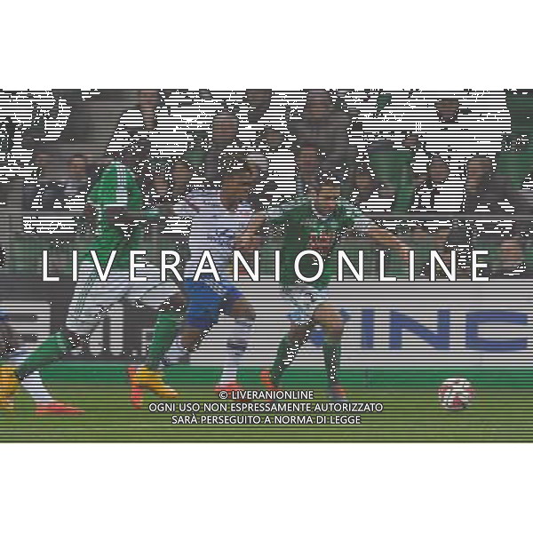 Clinton NJIE / Loic PERRIN - 30.11.2014 - Saint Etienne / Lyon - 15eme journee de Ligue 1 Photo : Jean Paul Thomas / Icon Sport AG ALDO LIVERANI SAS ONLY ITALY