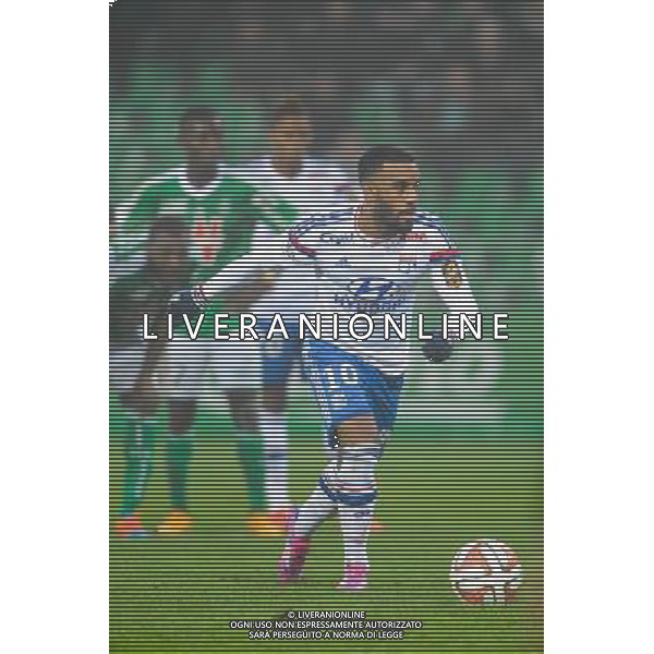 PENALTY DE Alexandre LACAZETTE - 30.11.2014 - Saint Etienne / Lyon - 15eme journee de Ligue 1 Photo : Jean Paul Thomas / Icon Sport AG ALDO LIVERANI SAS ONLY ITALY
