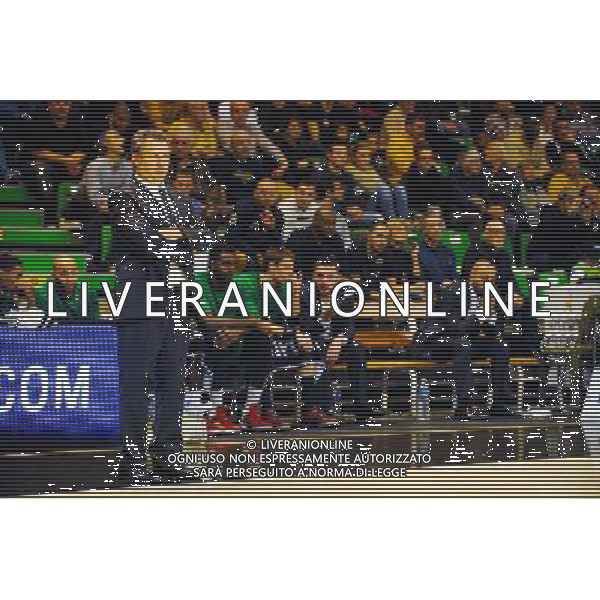 Nordine GHRIB / TJ PARKER - 29.11.2014 - Lyon Villeurbanne / Chalon Reims - 10e journee Pro A Photo : Jean Paul Thomas / Icon Sport AG ALDO LIVERANI SAS ONLY ITALY