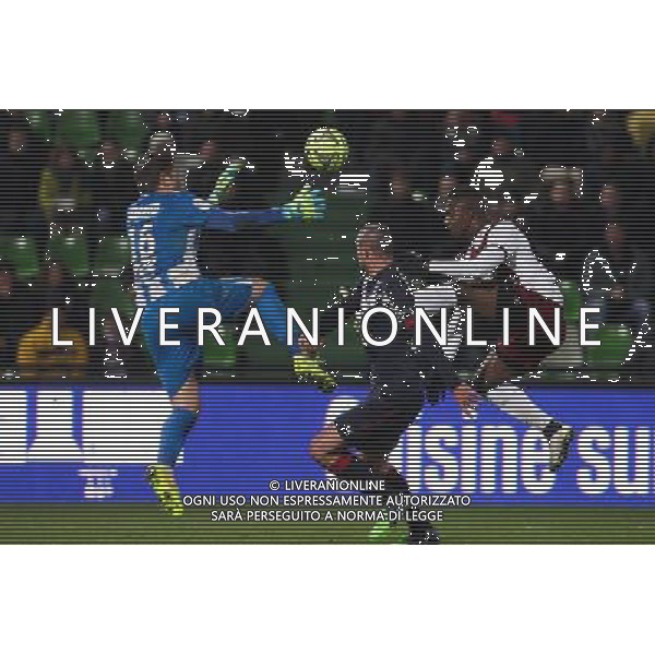 Faute sur Modibo MAIGA / Cedric CARASSO - 03.12.2014 - Metz / Bordeaux - 16eme journee de Ligue 1 Photo : Fred Marvaux / Icon Sport AG ALDO LIVERANI SAS ONLY ITALY