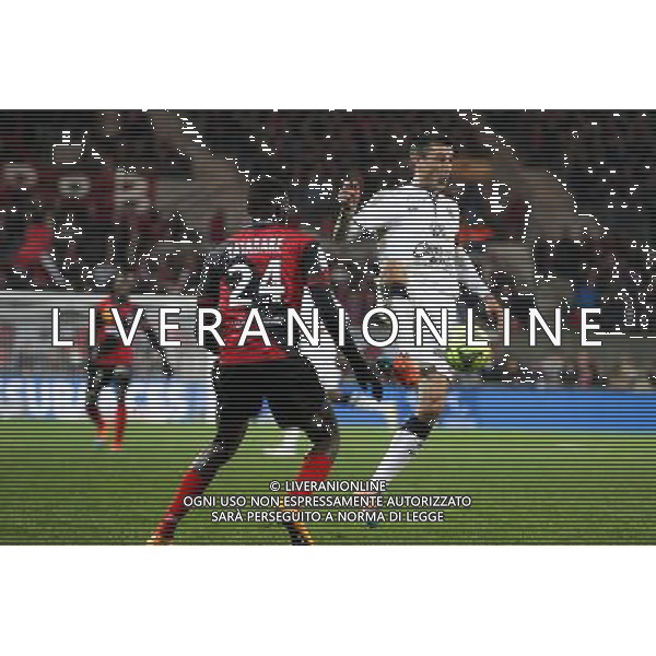 Julien FERET / Sambou YATABARE - 03.12.2014 - Guingamp / Caen - 16eme journee de Ligue 1 Photo : Vincent Michel / Icon Sport AG ALDO LIVERANI SAS ONLY ITALY