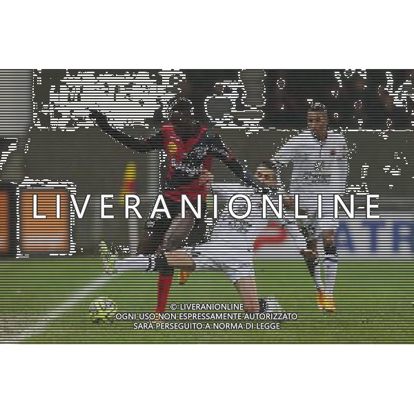 Sambou YATABARE / Florian RASPENTINO - 03.12.2014 - Guingamp / Caen - 16eme journee de Ligue 1 Photo : Vincent Michel / Icon Sport AG ALDO LIVERANI SAS ONLY ITALY