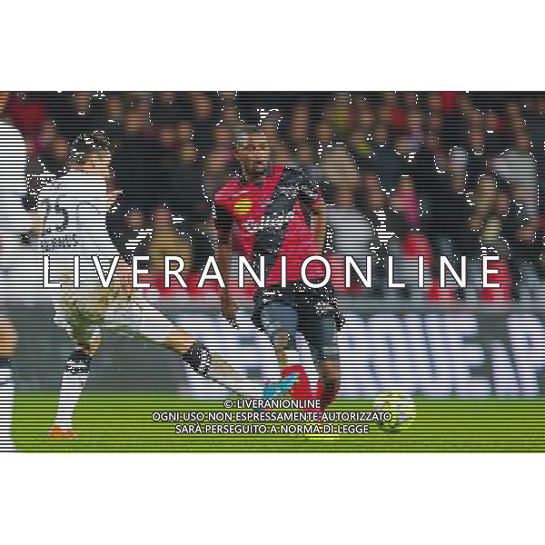 Moustapha DIALLO / Julien FERET - 03.12.2014 - Guingamp / Caen - 16eme journee de Ligue 1 Photo : Vincent Michel / Icon Sport AG ALDO LIVERANI SAS ONLY ITALY