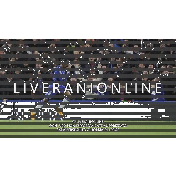 Chelsea\'s Didier Drogba celebrates scoring his sides second goal Photographer Ashley Western/CameraSport Football - Barclays Premiership - Chelsea v Tottenham Hotspur - Wednesday 3rd December 2014 - Stamford Bridge - London © CameraSport - 43 Linden Ave. Countesthorpe. Leicester. England. LE8 5PG - Tel: +44 (0) 116 277 4147 - admin@camerasport.com - www.camerasport.com AG ALDO LIVERANI SAS ONLY ITALY