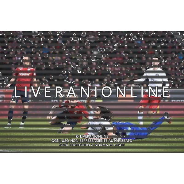 Goal Edinson CAVANI - 03.12.2014 - Lille / Paris Saint Germain - 16eme journee de Ligue 1 Photo : Fred Porcu / Icon Sport /AGENZIA ALDO LIVERANI SAS - ITALY ONLY - EDITORIAL USE ONLY