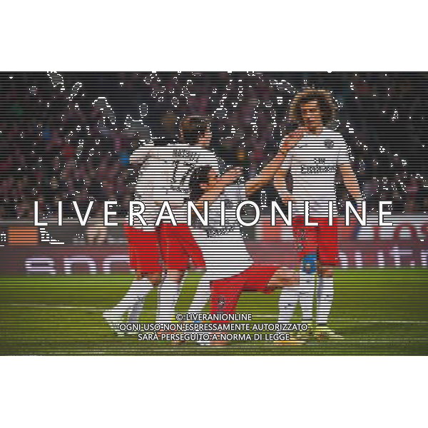 Edinson CAVANI / David LUIZ - 03.12.2014 - Lille / Paris Saint Germain - 16eme journee de Ligue 1 - Photo : Fred Porcu / Icon Sport /AGENZIA ALDO LIVERANI SAS - ITALY ONLY - EDITORIAL USE ONLY