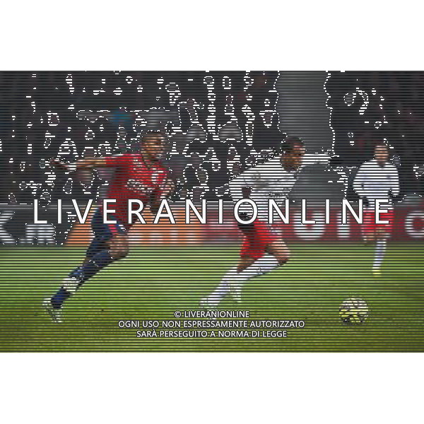 Franck BERIA / Lucas MOURA - 03.12.2014 - Lille / Paris Saint Germain - 16eme journee de Ligue 1 - Photo : Fred Porcu / Icon Sport /AGENZIA ALDO LIVERANI SAS - ITALY ONLY - EDITORIAL USE ONLY