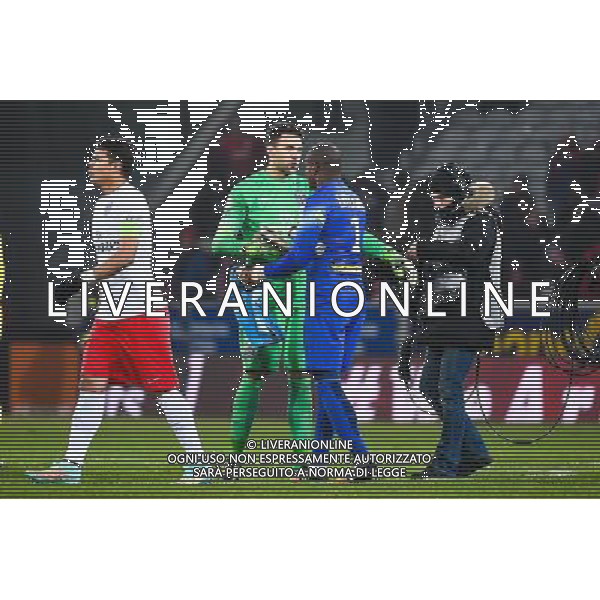 Salvatore SIRIGU / Vincent ENYEAMA - 03.12.2014 - Lille / Paris Saint Germain - 16eme journee de Ligue 1 - Photo : Fred Porcu / Icon Sport /AGENZIA ALDO LIVERANI SAS - ITALY ONLY - EDITORIAL USE ONLY