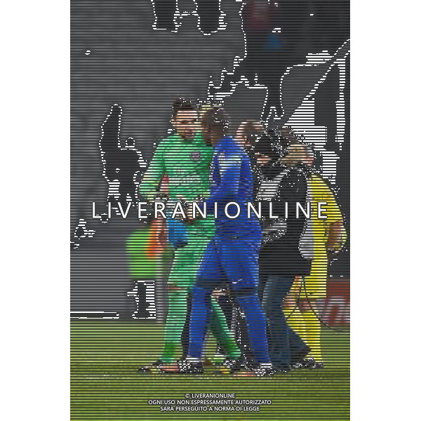 Salvatore SIRIGU / Vincent ENYEAMA - 03.12.2014 - Lille / Paris Saint Germain - 16eme journee de Ligue 1 - Photo : Fred Porcu / Icon Sport /AGENZIA ALDO LIVERANI SAS - ITALY ONLY - EDITORIAL USE ONLY
