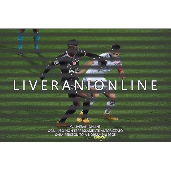 Benjamin MOUKANDJO / Maxime GONALONS - 04.12.2014 - Lyon / Reims - 16eme journee de Ligue 1 Photo : Jean Paul Thomas / Icon Sport AG ALDO LIVERANI SAS ONLY ITALY
