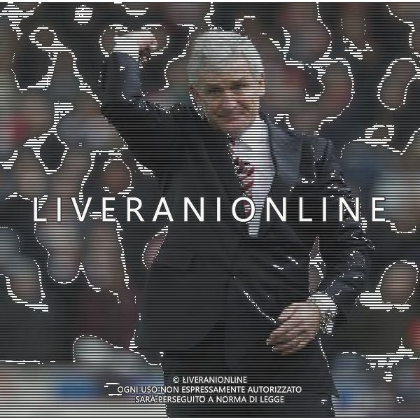 Stoke City\'s Manager Mark Hughes Photographer Mick Walker/CameraSport Football - Barclays Premiership - Stoke City v Arsenal - Saturday 6th December 2014 - Britannia stadium - Stoke © CameraSport - 43 Linden Ave. Countesthorpe. Leicester. England. LE8 5PG - Tel: +44 (0) 116 277 4147 - admin@camerasport.com - www.camerasport.com AG ALDO LIVERANI SAS ONLY ITALY