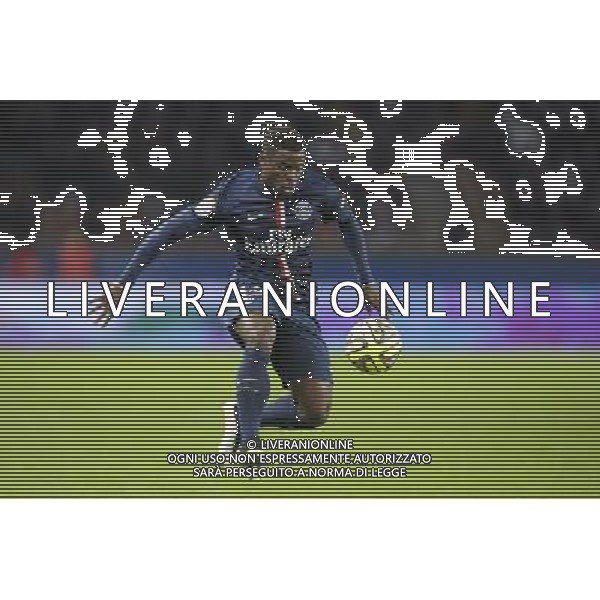Serge Aurier - 06.12.2014 - PSG / Nantes - 17eme journee de Ligue 1 Photo : Andre Ferreira / Icon Sport AG ALDOL IVERANI SAS ONLY ITALY