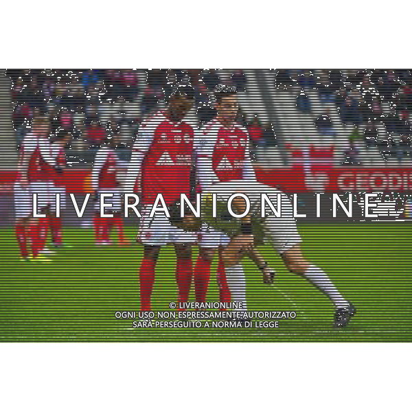 Frank SCHNEIDER / Odair FORTES / Rodrigues DIEGO RIGONATO - 07.12.2014 - Reims / Guingamp - 17eme journee de Ligue 1 - Photo : Dave Winter / Icon Sport AG ALDO LIVERANI SAS ONLY ITALY