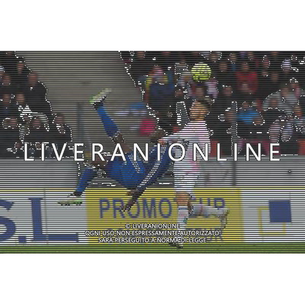 Samuel UMTITI - 07.12.2014 - Evian Thonon / Lyon - 17eme journee de Ligue 1 - Photo : Jean Paul Thomas / Icon Sport AG ALDO LIVERANI SAS ONLY ITALY