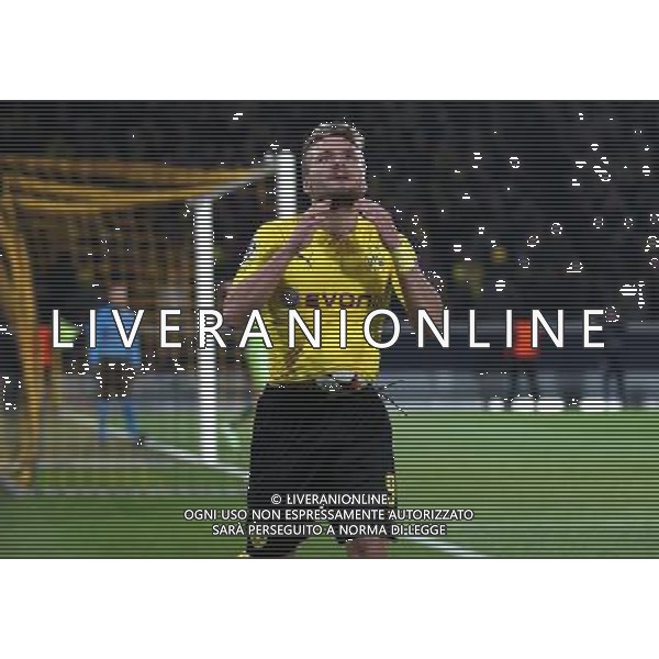 firo Fu§ball,Fussball, 09.12.2014 Champions League Saison 2014/2015 BVB Borussia Dortmund - RSC Anderlecht 1:1 JUbel Ciro Immobile Ball unter Bauch Witz Humor $worldrightsEs gelten unsere AGB, einsehbar auf www.firosportphoto.de copyright by firo sportphoto: Coesfelder Str.207 48249 DŸlmen www.firosportphoto.de mail@firosportphoto.de (V o l k s b a n k B o c h u m - W i t t e n ) BLZ.: 430 601 29 Kt. Nr.: 341 117 100 Tel:Ê 02594 - 9916004 Fax:Ê02594 - 9916005 AG ALDO LIVERANI SAS ONLY ITALY