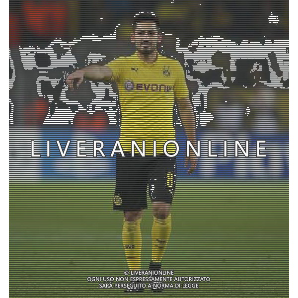 firo Fu§ball,Fussball, 09.12.2014 Champions League Saison 2014/2015 BVB Borussia Dortmund - RSC Anderlecht 1:1 Gestik lkay GŸndo an GŸndogan $worldrightsEs gelten unsere AGB, einsehbar auf www.firosportphoto.de copyright by firo sportphoto: Coesfelder Str.207 48249 DŸlmen www.firosportphoto.de mail@firosportphoto.de (V o l k s b a n k B o c h u m - W i t t e n ) BLZ.: 430 601 29 Kt. Nr.: 341 117 100 Tel:Ê 02594 - 9916004 Fax:Ê02594 - 9916005 AG ALDO LIVERANI SAS ONLY ITALY