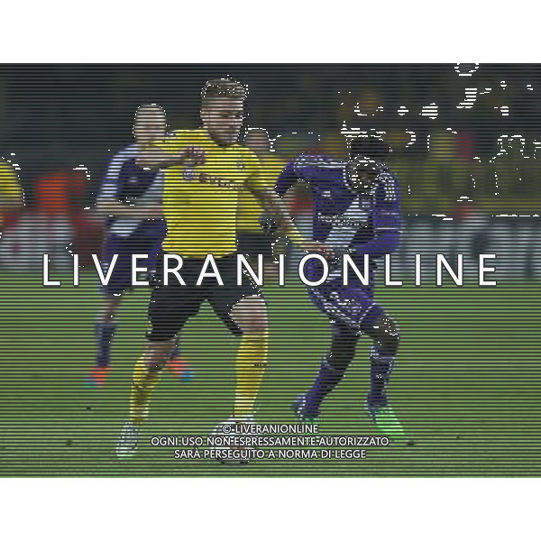firo : 09.12.2014 Fu§ball, CL, Champions League, Saison 2014/2015, BVB, Borussia Dortmund - RSC Anderlecht 1:1 Ciro IMMOBILE, BVB, links gegen N\'SAKALA $worldrights,Es gelten unsere AGB, einsehbar auf www.firosportphoto.de, copyright by firo sportphoto: Coesfelder Str. 207 D-48249 DŸlmen www.firosportphoto.de mail@firosportphoto.de (V o l k s b a n k B o c h u m - W i t t e n ) BLZ.: 430 601 29 Kt. Nr.: 341 117 100 Tel:Ê +49-2594-9916004 Fax:Ê+49-2594-9916005 AG ALDO LIVERANI SAS ONLY ITALY