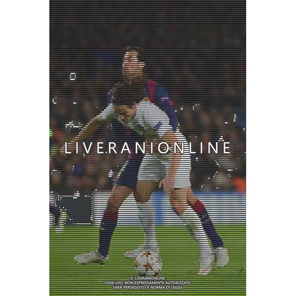 Edinson CAVANI / Sergio BUSQUETS - 10.12.2014 - Barcelone / Paris Saint Germain - Champions League Photo : Dave Winter / Icon Sport AG ALDO LIVERANI SAS ONLY ITALY