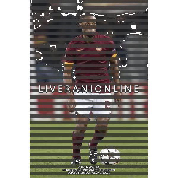 Roma - 10/12/2014 - Stadio Olimpico - Uefa Champions League 2014/2015 - AS Roma vs Manchester City - nella foto: Seydou Keita / Ph Fabrizio Corradetti - Ag. Aldo Liverani sas