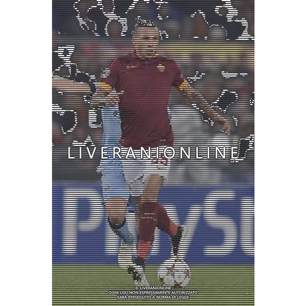 Roma - 10/12/2014 - Stadio Olimpico - Uefa Champions League 2014/2015 - AS Roma vs Manchester City - nella foto: Jose\' Holebas / Ph Fabrizio Corradetti - Ag. Aldo Liverani sas