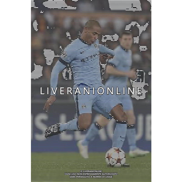 Roma - 10/12/2014 - Stadio Olimpico - Uefa Champions League 2014/2015 - AS Roma vs Manchester City - nella foto: Fernandinho / Ph Fabrizio Corradetti - Ag. Aldo Liverani sas