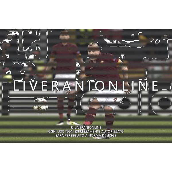 Roma - 10/12/2014 - Stadio Olimpico - Uefa Champions League 2014/2015 - AS Roma vs Manchester City - nella foto: Radja Nainggolan / Ph Fabrizio Corradetti - Ag. Aldo Liverani sas