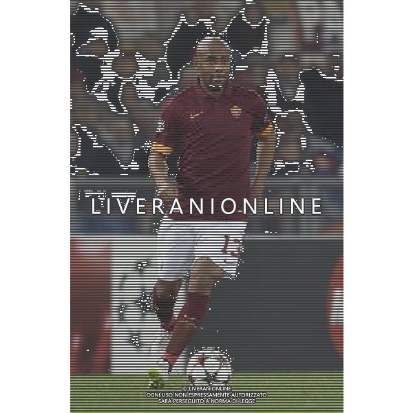 Roma - 10/12/2014 - Stadio Olimpico - Uefa Champions League 2014/2015 - AS Roma vs Manchester City - nella foto: Douglas Maicon / Ph Fabrizio Corradetti - Ag. Aldo Liverani sas