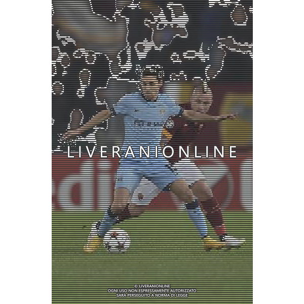 Roma - 10/12/2014 - Stadio Olimpico - Uefa Champions League 2014/2015 - AS Roma vs Manchester City - nella foto: Jesus Navas e Radja Nainggolan / Ph Fabrizio Corradetti - Ag. Aldo Liverani sas