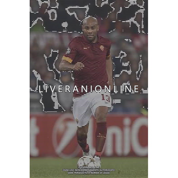 Roma - 10/12/2014 - Stadio Olimpico - Uefa Champions League 2014/2015 - AS Roma vs Manchester City - nella foto: Douglas Maicon / Ph Fabrizio Corradetti - Ag. Aldo Liverani sas