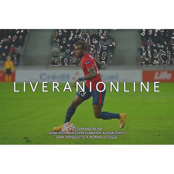 Pape SOUARE - 11.12.2014 - Lille / Wolfsbourg - Europa League Photo : Dave Winter / Icon Sport /Agenzia Aldo Liverani sas - ITALY ONLY - EDITORIAL USE ONLY