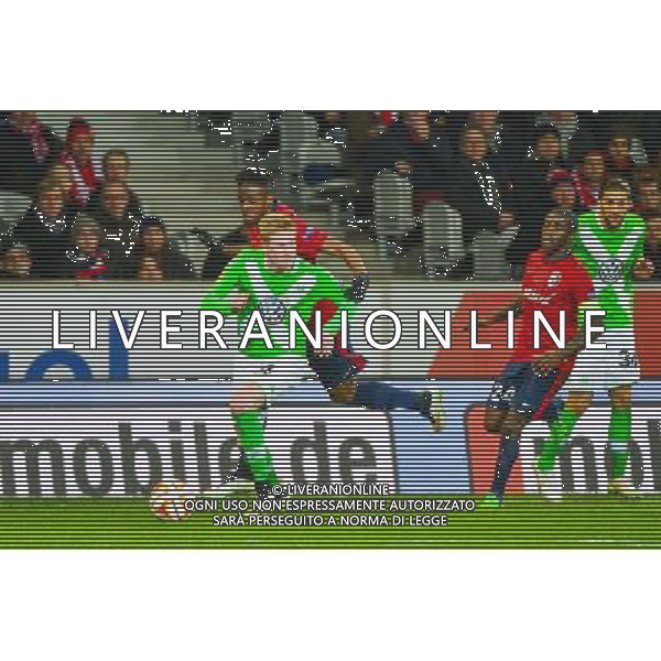 Kevin DE BRUYNE / Divock ORIGI - 11.12.2014 - Lille / Wolfsbourg - Europa League Photo : Dave Winter / Icon Sport /Agenzia Aldo Liverani sas - ITALY ONLY - EDITORIAL USE ONLY