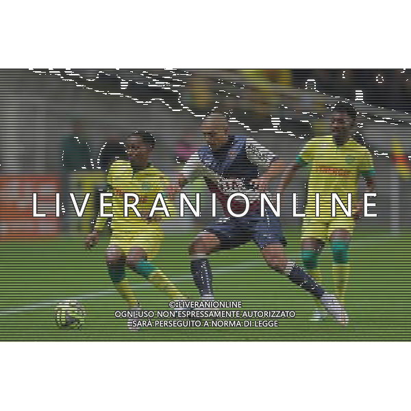 Wahbi KHAZRI / Chaker ALHADHUR - 13.12.2014 - Nantes / Bordeaux - 18eme journee de Ligue1 Photo : Vincent Michel / Icon Sport AG ALDO LIVERANI SAS ONLY ITALY