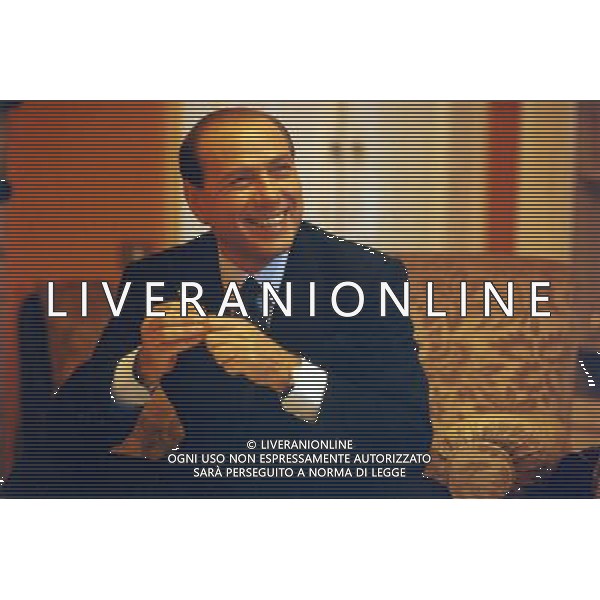 - Retrospettiva - Silvio Berlusconi nel suo studio nella sua abitazione di Arcore - 1992 ©Ufficio Stampa Silvio Berlusconi/Archivio Agenzia Aldo Liverani