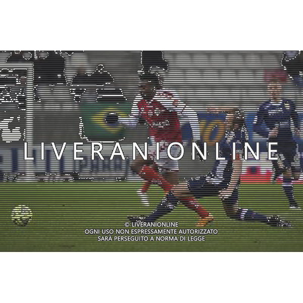 Benjamin MOUKANDJO / Olivier SORLIN - 13.12.2014 - Reims / Evian Thonon - 18eme journee de Ligue1 Photo : Fred Porcu / Icon Sport AG ALDO LIVERANI SAS ONLY ITALY