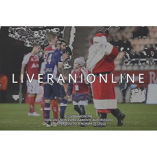 Cedric BARBOSA / Le Pere Noel - 13.12.2014 - Reims / Evian Thonon - 18eme journee de Ligue1 Photo : Fred Porcu / Icon Sport AG ALDO LIVERANI SAS ONLY ITALY