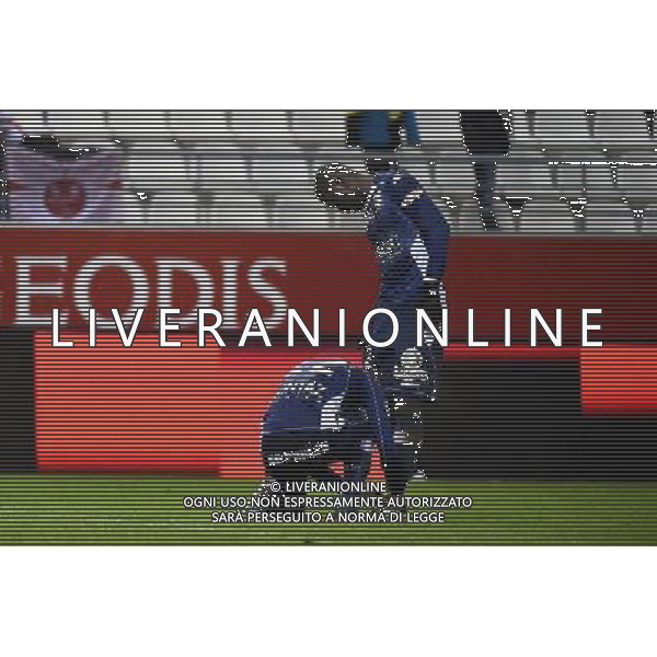 Cedric CAMBON lace Cedric MONGONGU - 13.12.2014 - Reims / Evian Thonon - 18eme journee de Ligue1 Photo : Fred Porcu / Icon Sport AG ALDO LIVERANI SAS ONLY ITALY