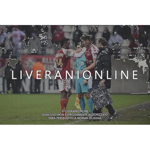 Changement Benjamin MOUKANDJO / Anthony WEBER - 13.12.2014 - Reims / Evian Thonon - 18eme journee de Ligue1 Photo : Fred Porcu / Icon Sport AG ALDO LIVERANI SAS ONLY ITALY