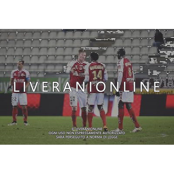 Gaetan CHARBONNIER / Benjamin MOUKANDJO / Prince ONIANGUE - 13.12.2014 - Reims / Evian Thonon - 18eme journee de Ligue1 Photo : Fred Porcu / Icon Sport AG ALDO LIVERANI SAS ONLY ITALY