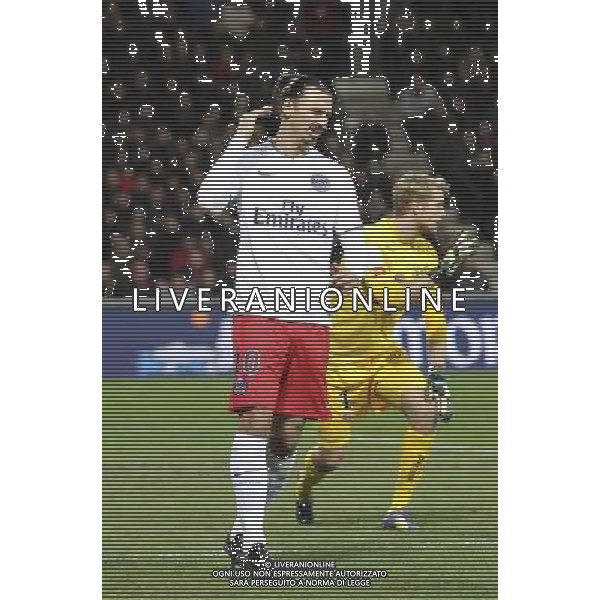 Zlatan IBRAHIMOVIC - 14.12.2014 - Guingamp / Paris Saint Germain - 18eme journee de Ligue 1 Photo : Vincent Michel / Icon Sport /Agenzia Aldo Liverani sas - ITALY ONLY - EDITORIAL USE ONLY