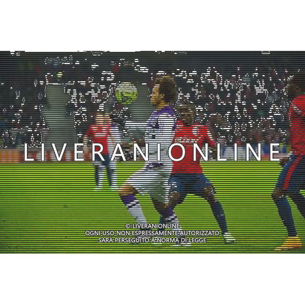 Martin BRAITHWAITE / Idrissa GUEYE - 14.12.2014 - Lille / Toulouse - 18eme journee de Ligue1 Photo : Dave Winter / Icon Sport /Agenzia Aldo Liverani sas - ITALY ONLY - EDITORIAL USE ONLY