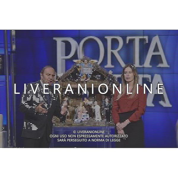 Il Ministro Maria Elena Boschi ospite della trasmissione televisiva \' Porta a Porta \' Roma 15 dicembre 2014 nella foto con Bruno Vespa e il Presepe di San Giorgio a Cremano ©Corradetti/AGENZIA ALDO LIVERANI SAS