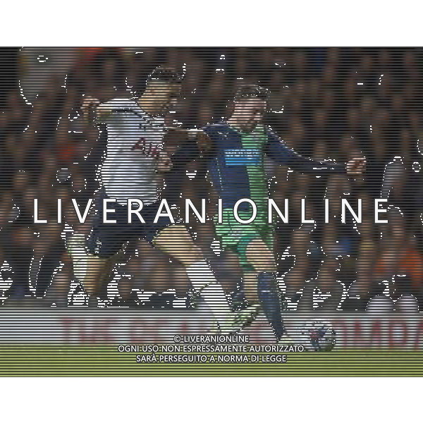Tottenham Hotspur\'s Benjamin Stambouli under pressure from Newcastle United\'s Paul Dummett Photo by KieranGalvin/CameraSport Football - Capital One Cup - Quarter-Final - Tottenham Hotspur v Newcastle United - Wednesday 17th December 2014 - White Hart Lane - London © CameraSport - 43 Linden Ave. Countesthorpe. Leicester. England. LE8 5PG - Tel: +44 (0) 116 277 4147 - admin@camerasport.com - www.camerasport.com /AGENZIA ALDO LIVERANI SAS - ITALY ONLY - EDITORIAL USE ONLY
