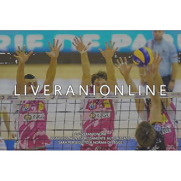 Toafa Takaniko / Koelewijn Thomas - 20.12.2014 - Paris Volley / Sete - 12eme journee de Ligue A Photo : Andre Ferreira / Icon Sport AG ALDO LIVERANI SAS ONLY ITALY