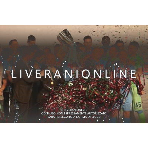 JUVENTUS, NAPOLI SUPERCOPPA A DOHA NELLA FOTO: PREMIAZIONE NAPOLI CON LA SUPERCOPPA ITALIANA FOTO MOSCA- AG.LIVERANI