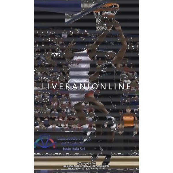 Turkish Airline Eurolega 2014/2015 Top 16 Gruppo F Milano - 02.01.2015 EA7 Emporio Armani Milano-Nizhny Novgorod Nella Foto:joe ragland trey thompkins /Ph.Vitez-Ag. Aldo Liverani