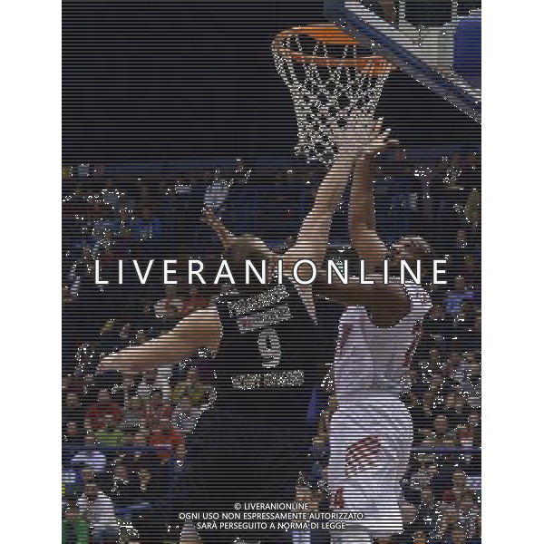 Turkish Airline Eurolega 2014/2015 Top 16 Gruppo F Milano - 02.01.2015 EA7 Emporio Armani Milano-Nizhny Novgorod Nella Foto:Samuels Samardo /Ph.Vitez-Ag. Aldo Liverani